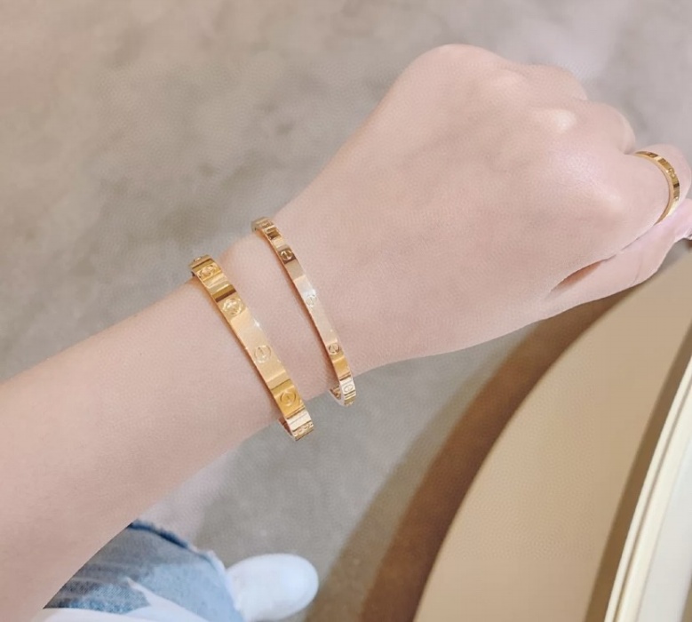 Cartier Love Bracelet