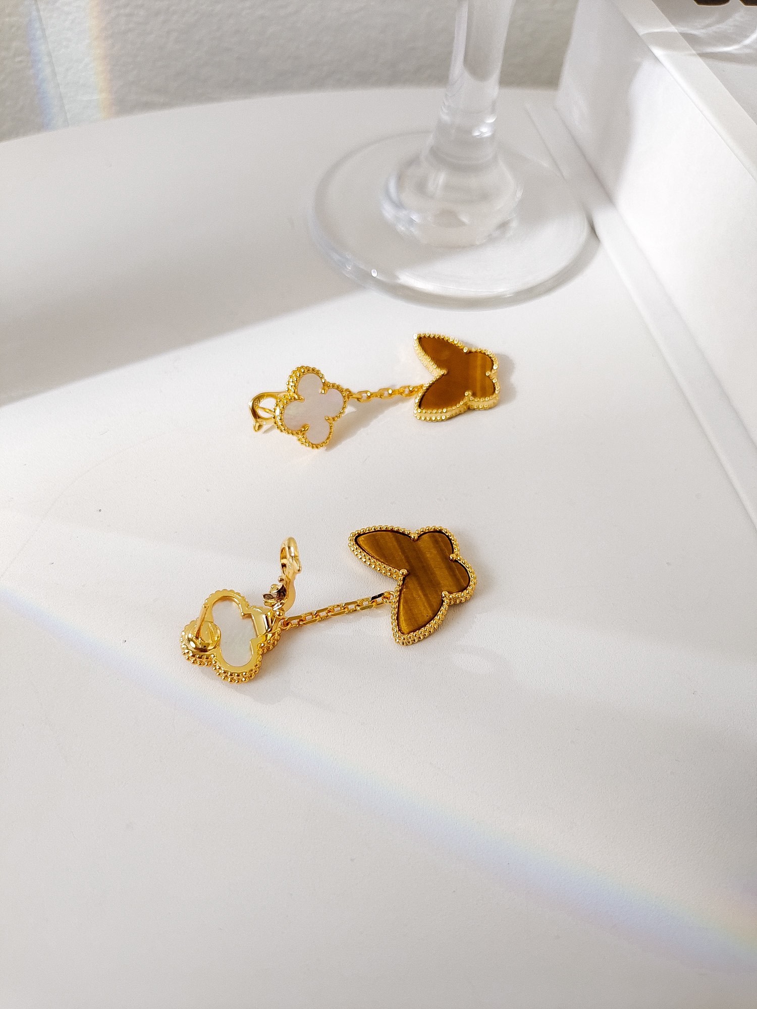 Van Cleef & Arpels Lucky Alhambra Earrings, 2 Motifs