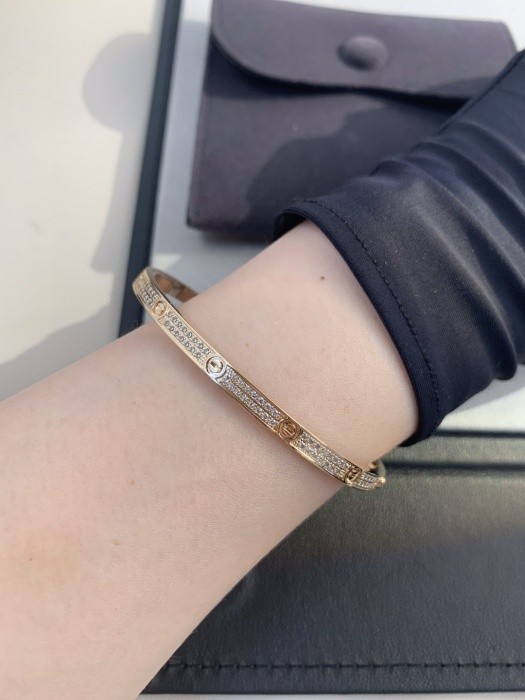 Cartier Love Bracelet Small Model Diamond Paved