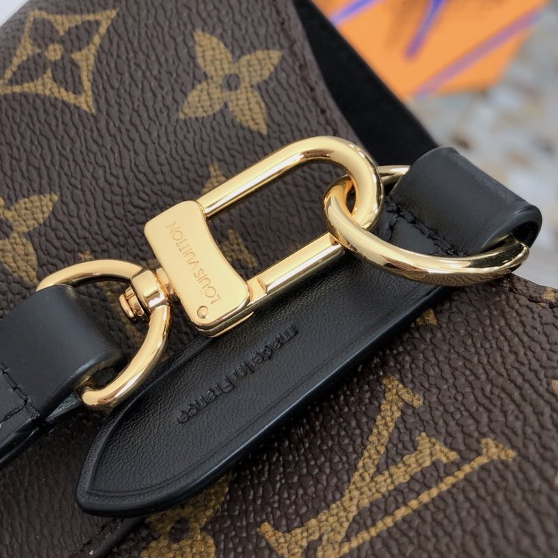 Louis Vuitton Neonoe M44020