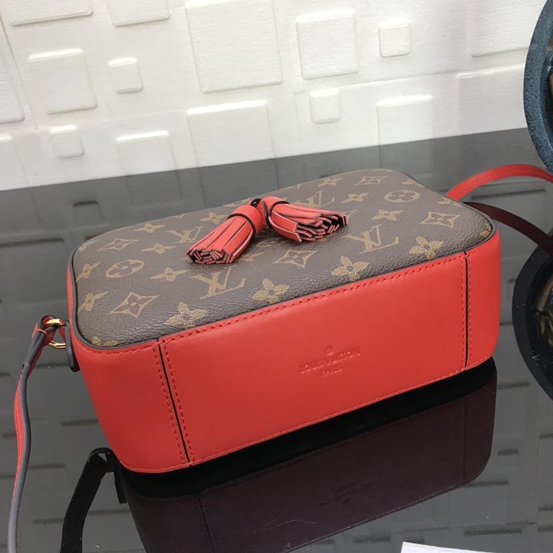 Louis Vuitton Saintonge M43556